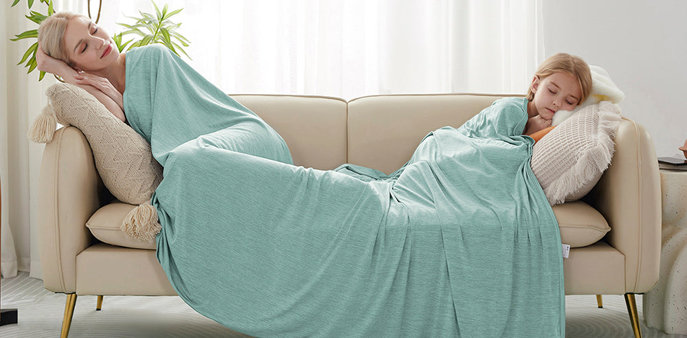 Revolutionize Your Sleep with the Advanced Cooling Blanket by Elegear