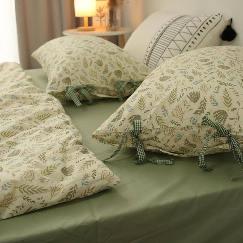 Floral Cotton Soft and Breathable Bedding Set,D004